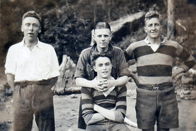 Group of young men, possibly members of Manly Surf Club, including driver, Ken Watson, Grunhalpe and G Pike