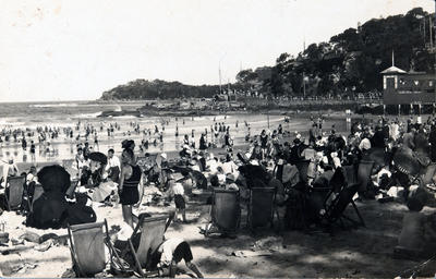 East across the southern end of Manly Beach towards Shelly Beach