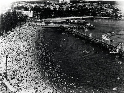 Over the harbour pool and Manly Wharf to the Eastern Hill