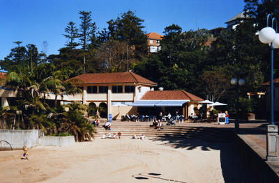 La Plage Coffee Shop, eastern end of Manly Cove