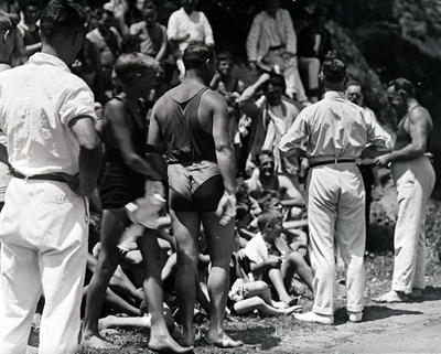 Members of Manly Amateur Swimming Club outside Manly Baths