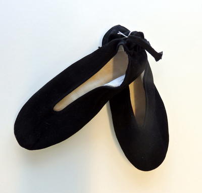 black cotton beach shoes with ankle tie